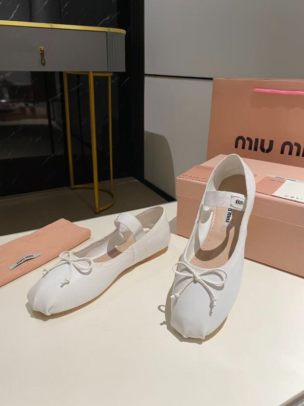 Miu Miu Cream Ballet Flats with Bow - Picture 4 of 8